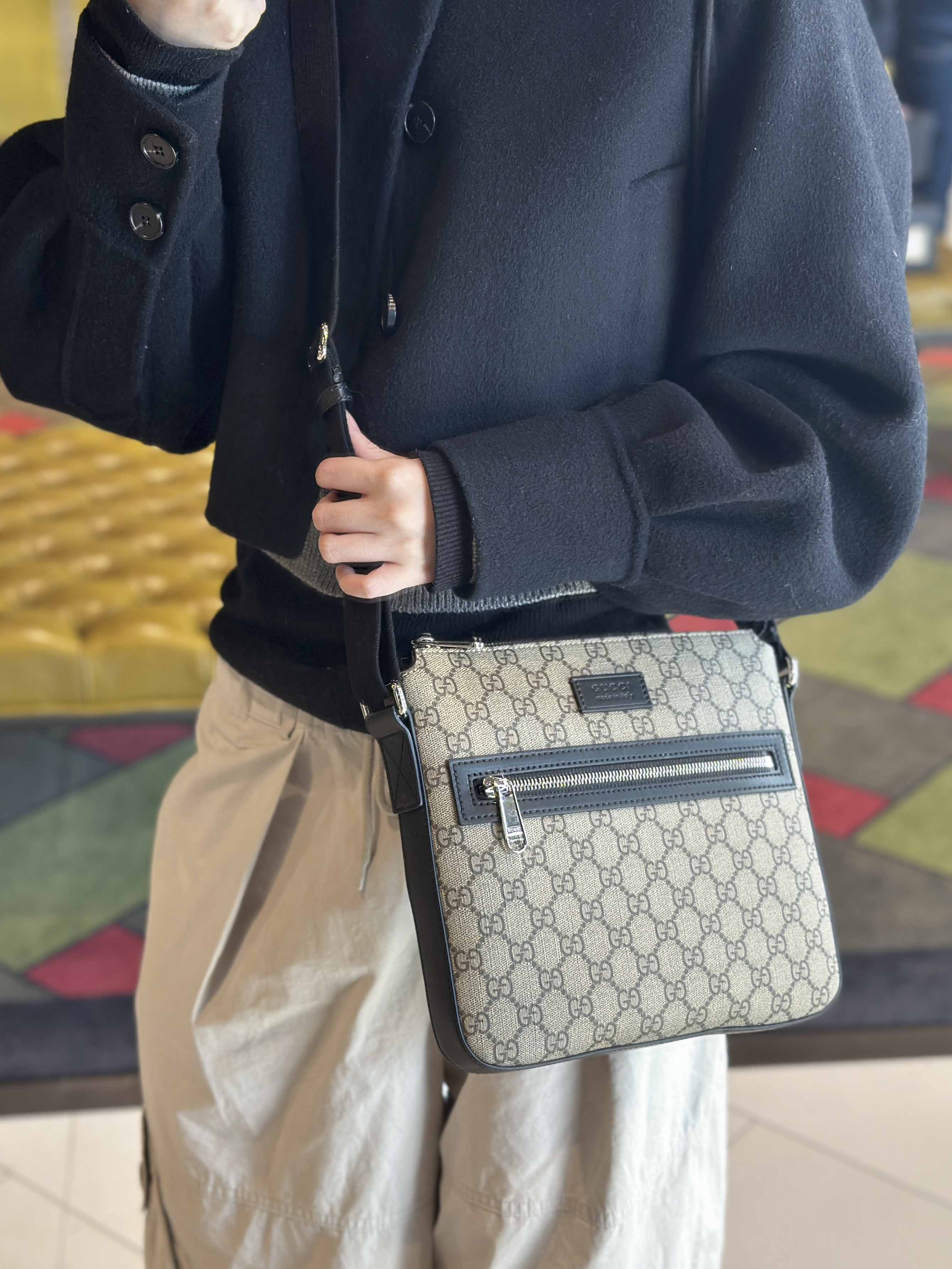 Gucci orders x supreme messenger bag